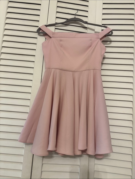 Michael Costello Dresses & Skirts - Michael Costello Soft Blush Pink Dress